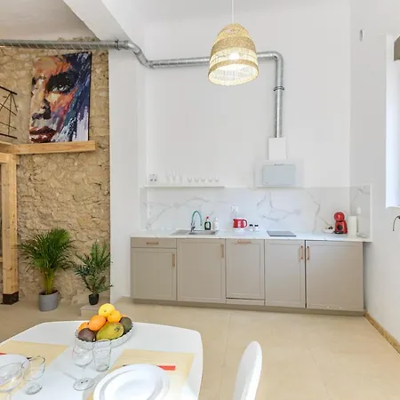 Aparthotel Soho Boho - With Sunny Rooftop Terrace And Fiber Optic Internet