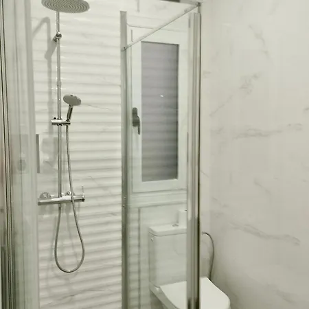 Soho Boho - With Sunny Rooftop Terrace And Fiber Optic Internet 3* لقنت