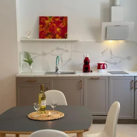 Soho Boho - With Sunny Rooftop Terrace And Fiber Optic Internet Lägenhetshotell *