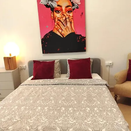 Soho Boho - With Sunny Rooftop Terrace And Fiber Optic Internet