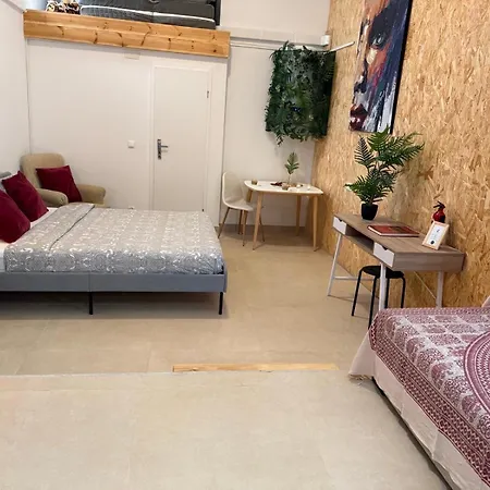 Soho Boho - With Sunny Rooftop Terrace And Fiber Optic Internet Aparthotel