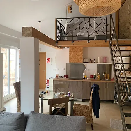 Soho Boho - With Sunny Rooftop Terrace And Fiber Optic Internet