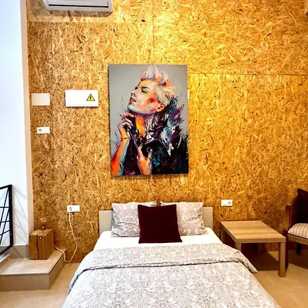 Soho Boho - With Sunny Rooftop Terrace And Fiber Optic Internet 3*