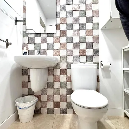 Soho Boho - With Sunny Rooftop Terrace And Fiber Optic Internet