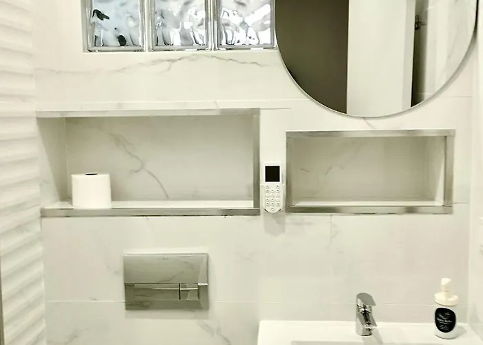아파트호텔 Soho Boho - With Sunny Rooftop Terrace And Fiber Optic Internet 3*