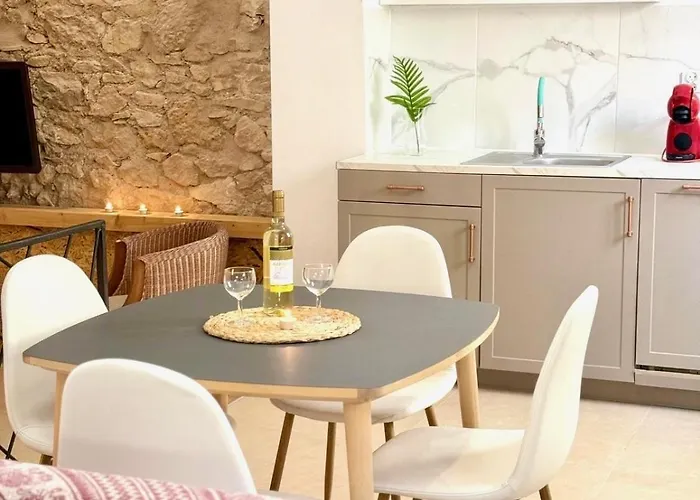 Soho Boho - With Sunny Rooftop Terrace And Fiber Optic Internet 3*