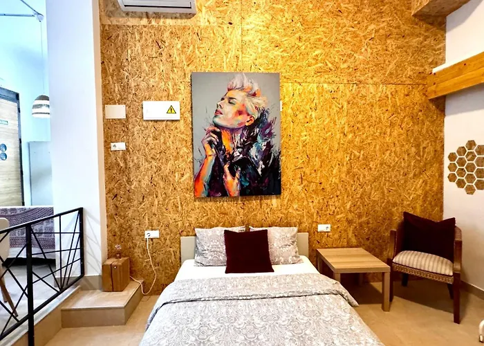 Soho Boho - With Sunny Rooftop Terrace And Fiber Optic Internet 3*