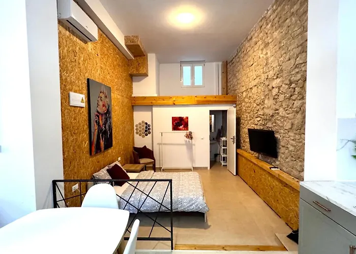 아파트호텔 Soho Boho - With Sunny Rooftop Terrace And Fiber Optic Internet