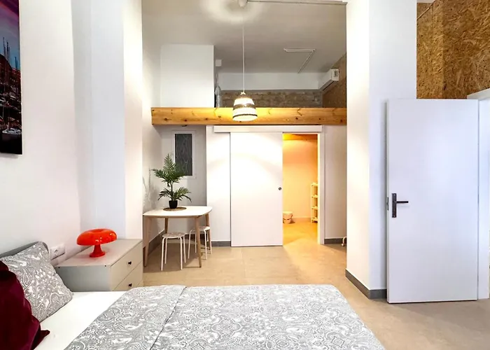 Soho Boho - With Sunny Rooftop Terrace And Fiber Optic Internet 아파트호텔 3*